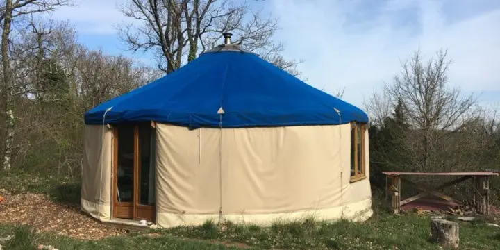 Yourte contemporaine 31m2 avec plancher