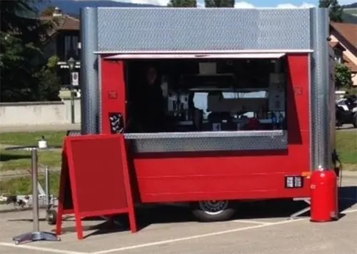 Remorque restaurant foodtruck custom à gland
