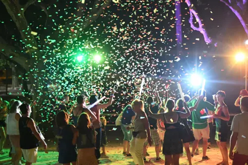 un service de DJ personnalisé à 1053 Cugy VD