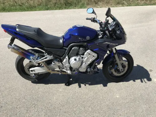 Yamaha Fazer 1000 année 2003 à Lausanne