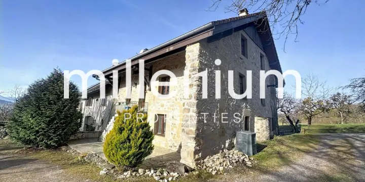 Belle maison de village à Choisy