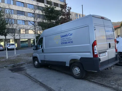 A louer fourgon/utilitaire sans coutions Bienne à Bienne