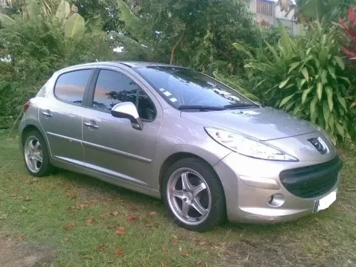 Peugeot 207 à jura
