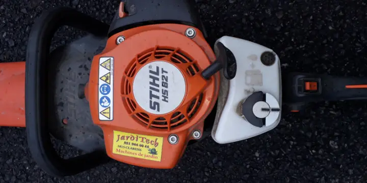 Taille-haie professionnel Stihl