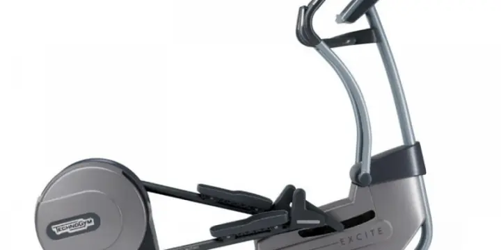 Cross Synchro Excite 700 LED Technogym