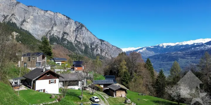 Superbe chalet de 4.5 pièces sur un terrain de 6'876 m2