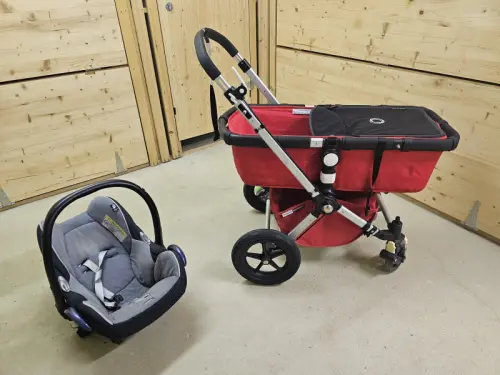Poussette Bugaboo Caméléon + cosy à Eysins