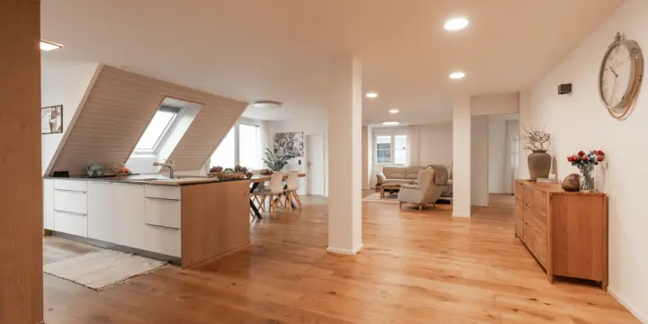 Zwei Wohnungen - für einen Preis