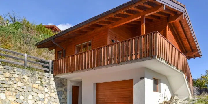 Magnifique chalet de standing de 5.5 pièces, 174 m², vue sur les Alpes