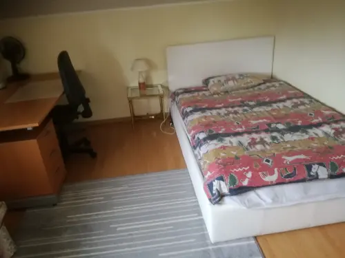 Chambre meublée à louer à Vésenaz