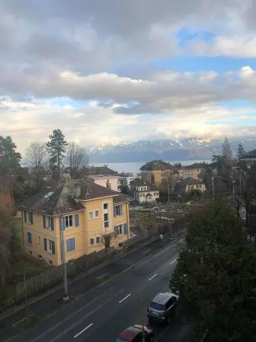 A louer - Appt. de 4,5p. de 84m2 - Av. Victor-Ruffy 31 - 1012 Lausanne à Lausanne