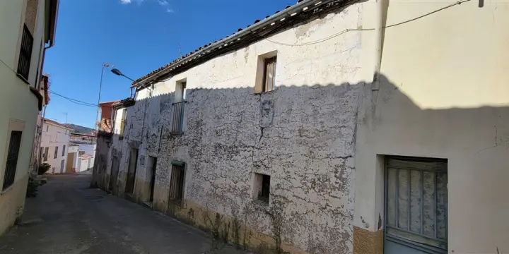Maison de village Extremadura Madroñera 49000€