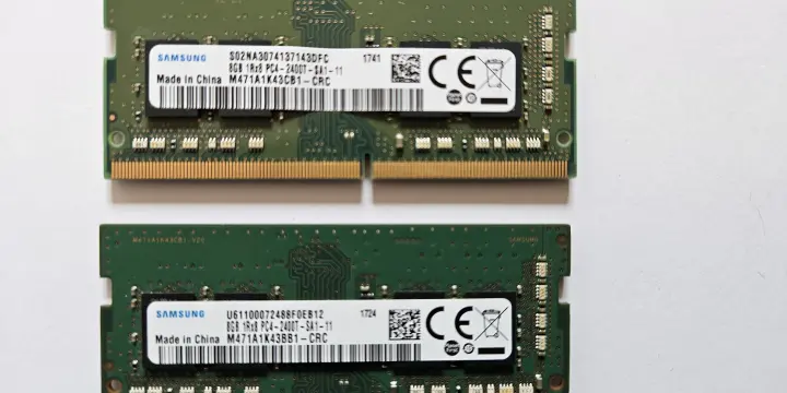 Samsung 16 Go, 2 × 8 Go DDR4 2400 SO-DIMM