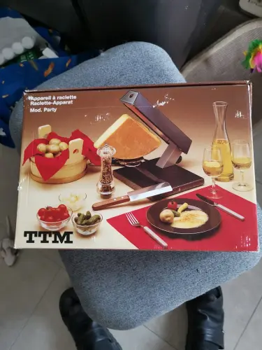 Appareil à raclette TTM pour 1/4 de meule à Villars-le-Terroir
