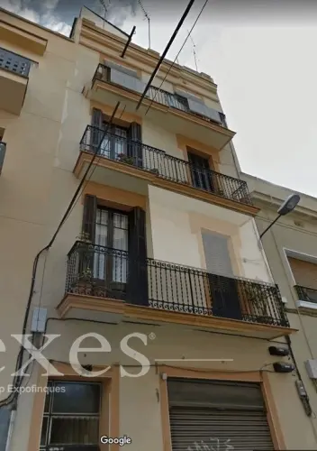 Bâtiment à vendre à Barcelone à Barcelona