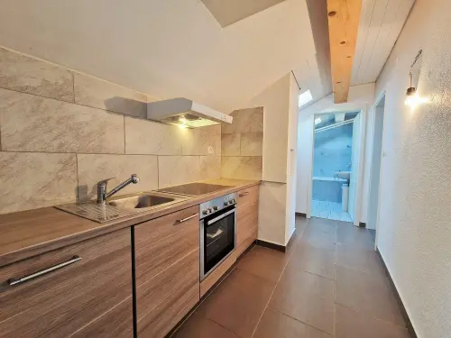 Appartement de 2.5 pièces au 2ème étage à Berlincourt à louer