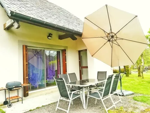 Gite 3 étoiles en Auvergne - 8 pers à VALETTE