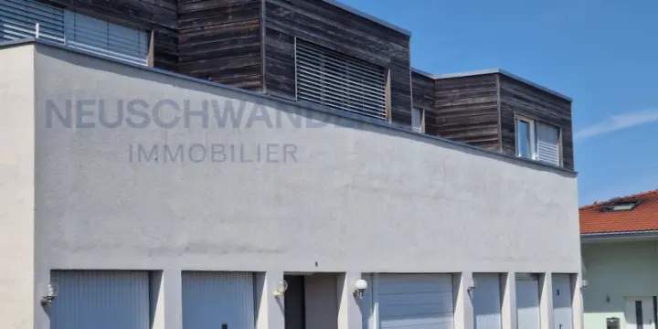 Studio de 1,5 pièces avec ascenseur