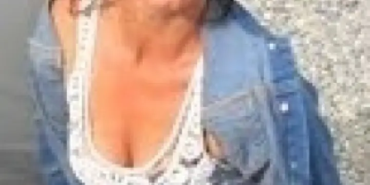 femme creative cherche travail