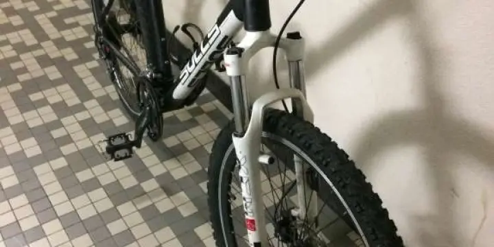 VTT pour adulte freins à disque très bon état