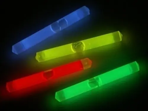 lot de 25 batonnets lumineux 5 couleurs  à Genève
