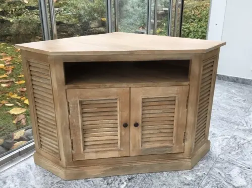 Meuble d'angle pour TV à Corcelles NE