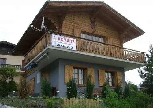 Haute-Nendaz, Chalet rénové situé à 5 mi à Haute-nendaz