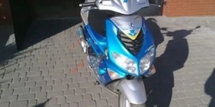 Vends Peugeot Speedfight 2 - MotorSport 