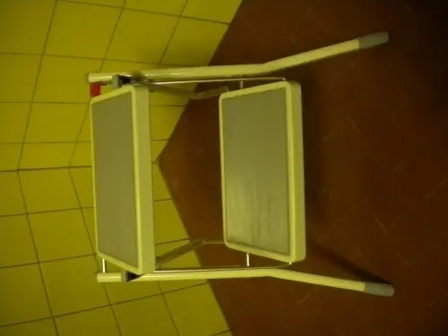 Echelle blanche pratique, hauteur 40 cm à Lausanne