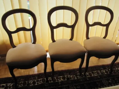 6 Chaises Louis-Philippe à Meyrin /  Genève