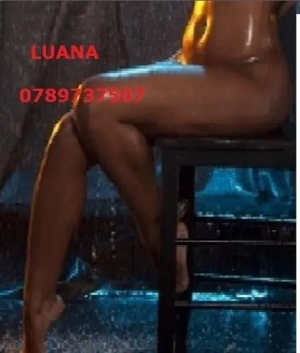 luana        africaine  à bremblens