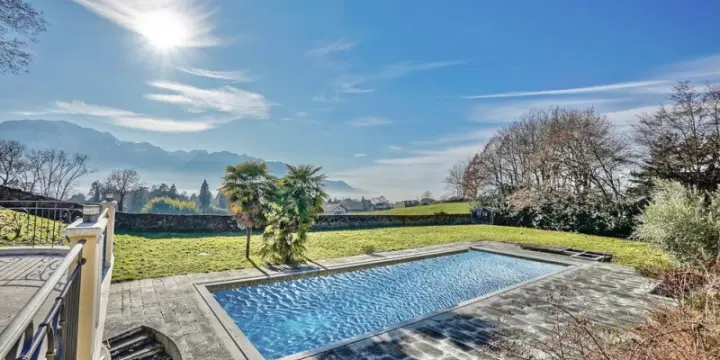 Grande et superbe propriété au calme, vue panoramique