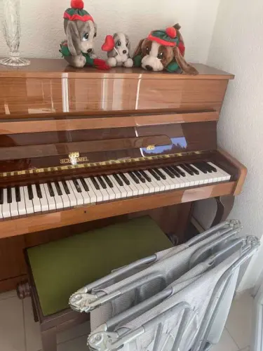 A vendre magnifique Piano SCHIMMEL, en parfait état à Genève