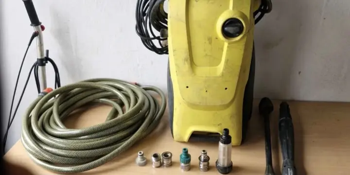 A Louer Nettoyeur haute pression puissant,160 bar avec accéssoires