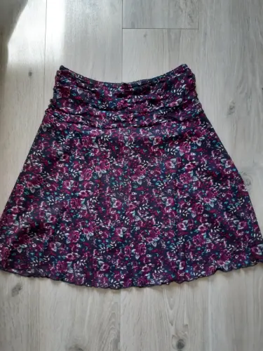 Jupe Conbipel, motif floreal, taille S à Genève