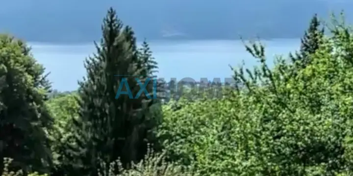Parcelle à bâtir vue lac avec permis en force d'une villa individuelle