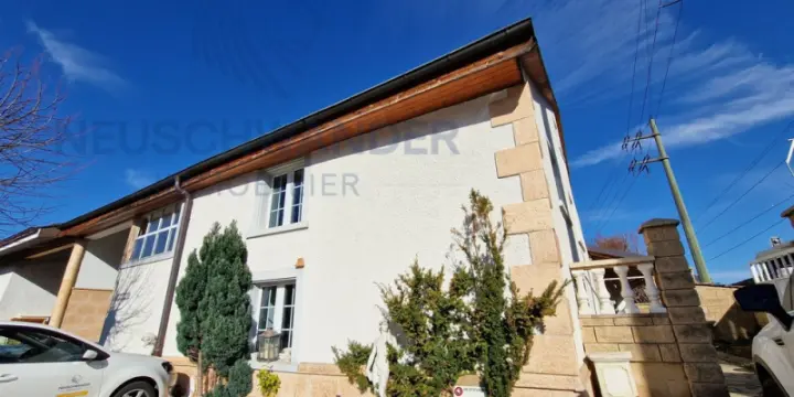 Immeuble de rendement de 5 appartements