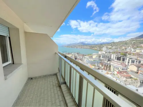 Appartement au 19ème étage avec vue panoramique à Montreux