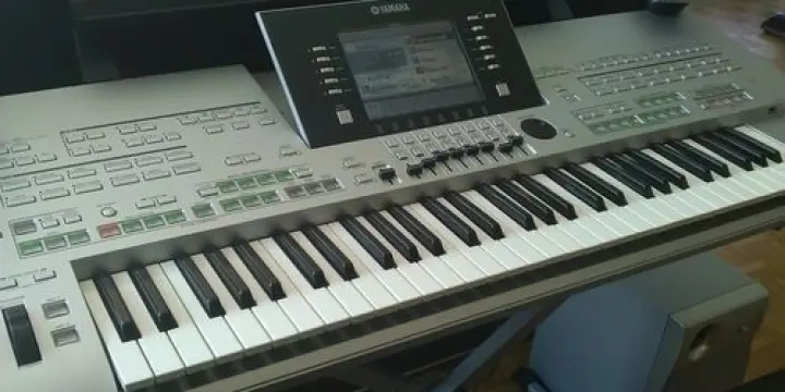 Yamaha Tyros 3 XL