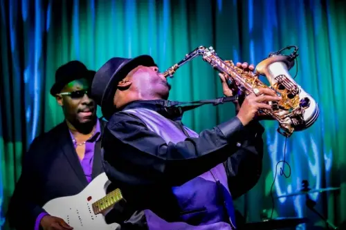 Groupes de Jazz, Danseurs, Dj pour concerts, mariages à Lausanne