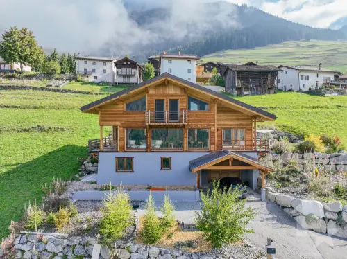 Splendide chalet de 275 m2 habitables au coeur de la nature à Chandonne (Liddes)