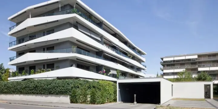 Très beau 4 pièces dans immeuble récent à Lancy (/!\ conditions HM)