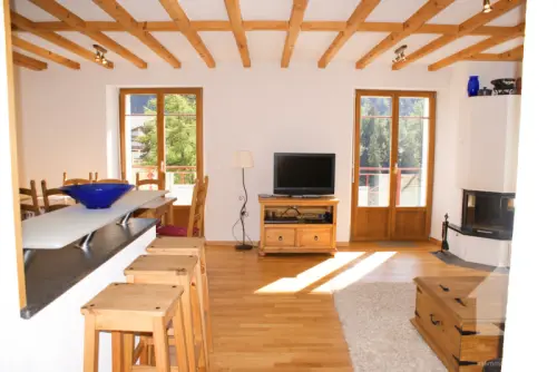 Magnifique appartement en attique avec vue imprenable sur le lac ! à Champex-Lac