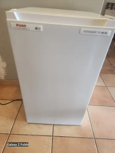 Congelateur marque fust GARANTIE fust à crissier