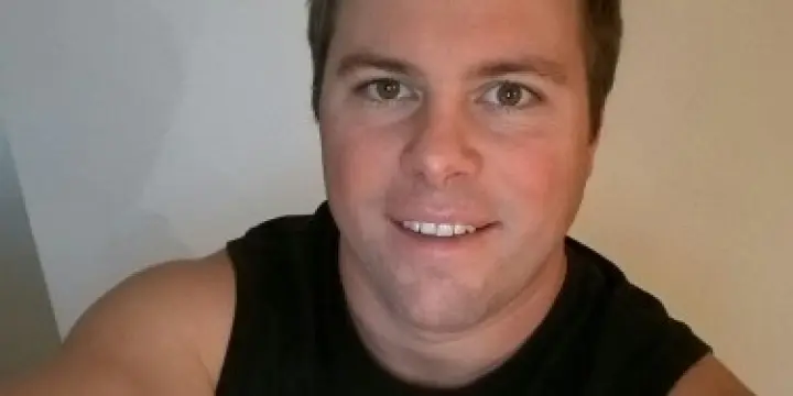 Jeune homme recherche femme