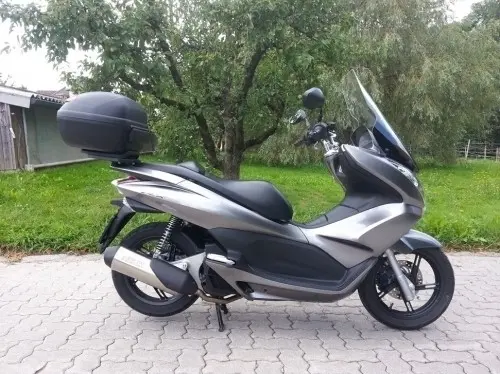 Scooter Honda pcx 125 à lausanne