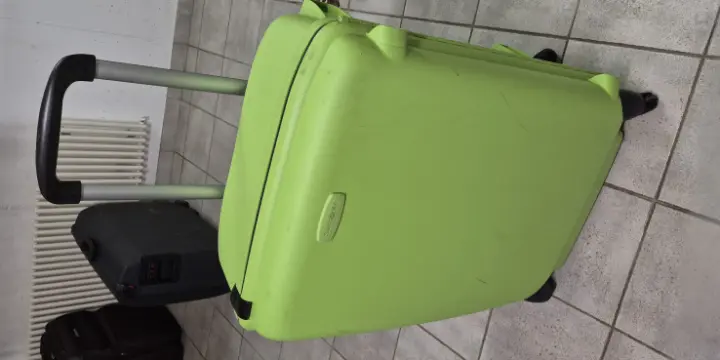 Valise coque rigide trolley