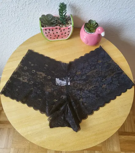 Mes petites culottes portées rien que pour ton plaisir