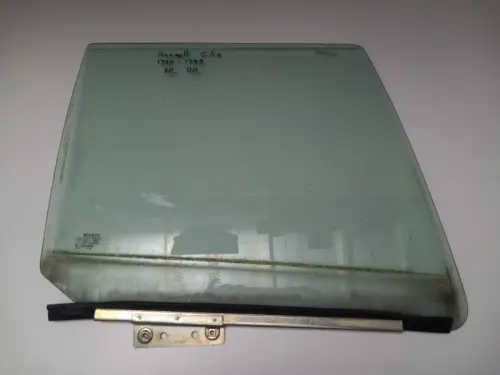Vitre de portière arrière Renault Clio 1990-1999 à Sonvilier