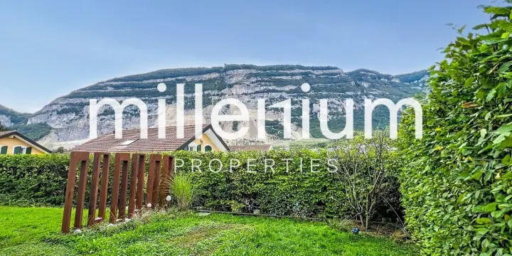 Magnifique villa de standing avec studio à Veyrier